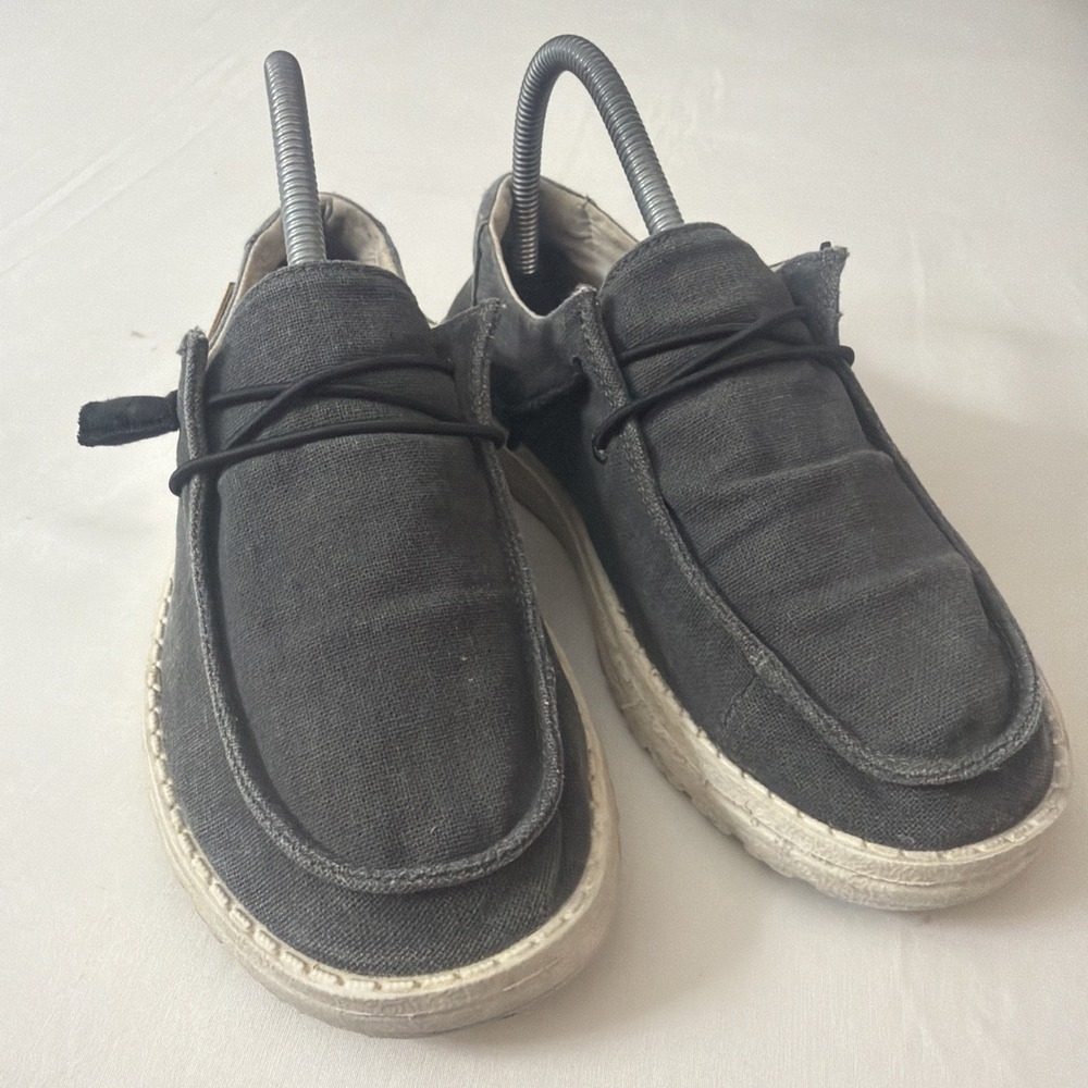 Hey Dude Loafers Women 7 M Wendy Holiday Sparkle Shoes Gray Canvas‎ Lace Slip On - Picture 2 of 16